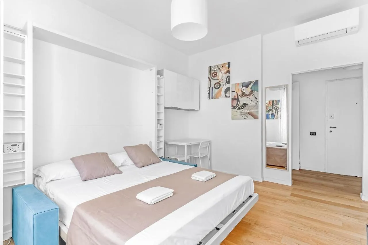 Casa Da Suite Compatta Milão Apartamento